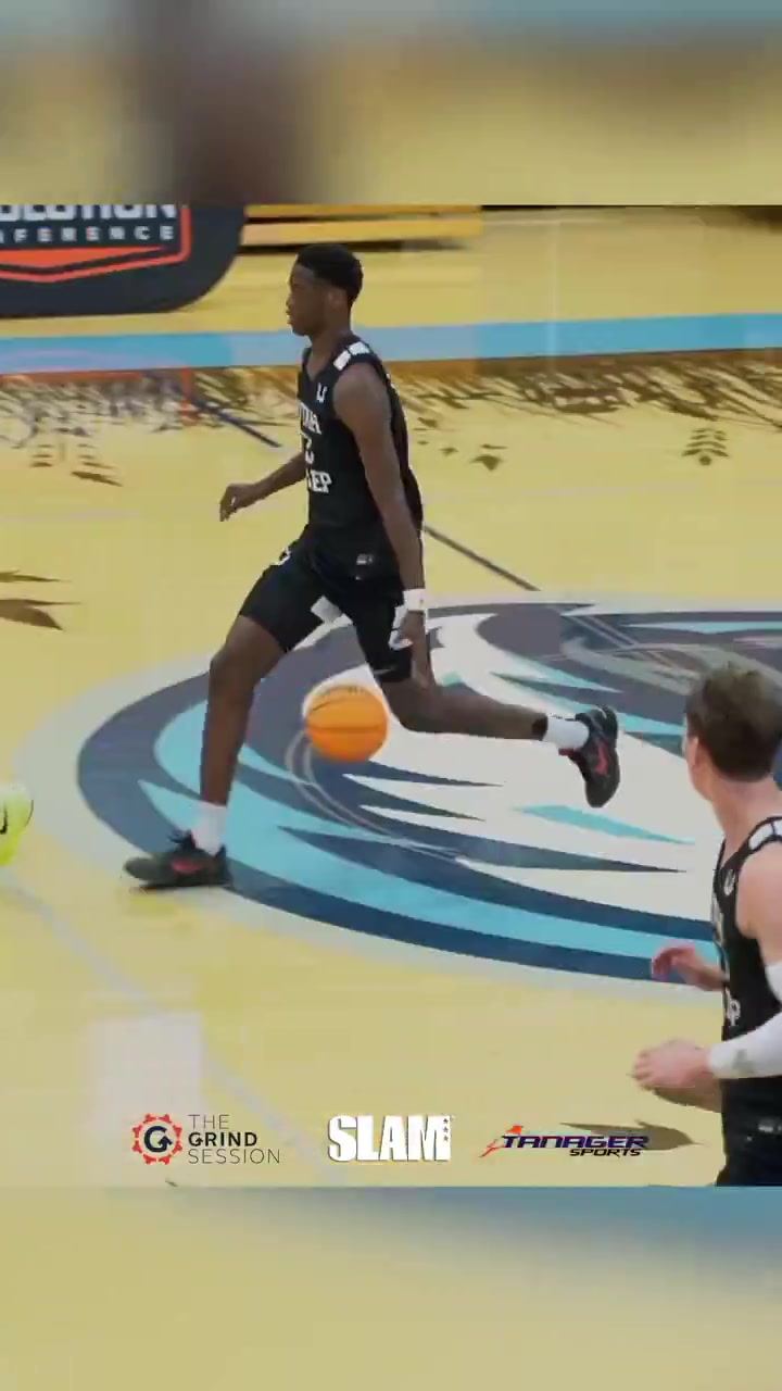 打球像谁?26年状元热门迪班萨独砍44分13板 大一预计年收千万