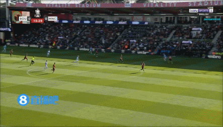 ?哈兰德上半场表现:1次失点+1次失单刀,3次争顶0次成功